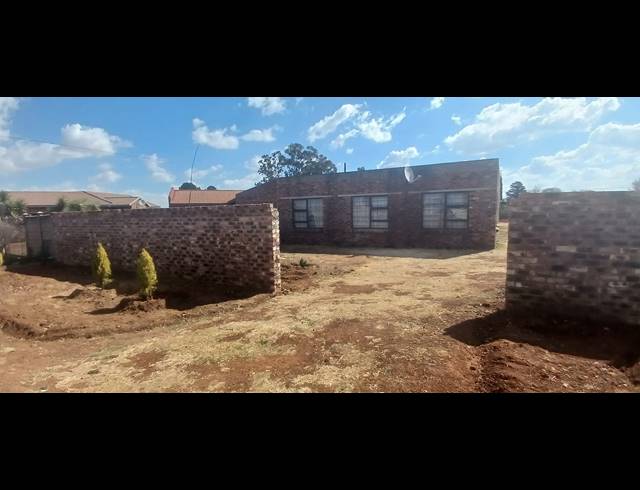 1,001M² VACANT LAND FOR SALE IN RIVERSDALE